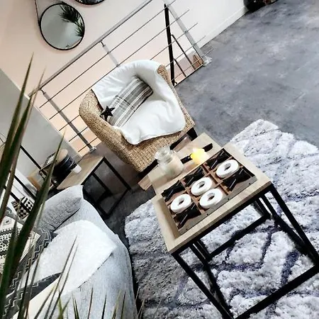 La Parenthese Etoilee ☆ דירה Quetteville