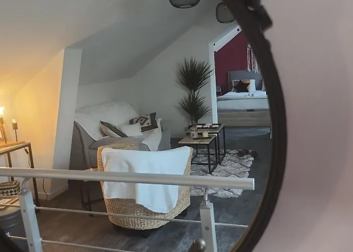 La Parenthese Etoilee ☆